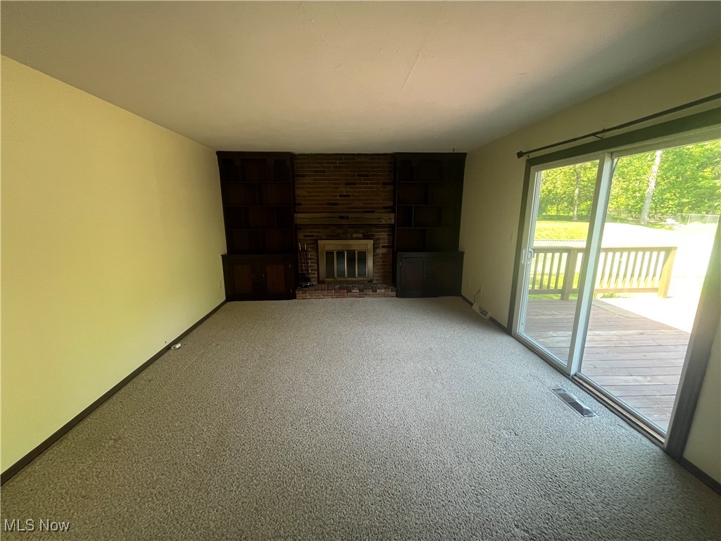 Woodview Manor - Residential Income