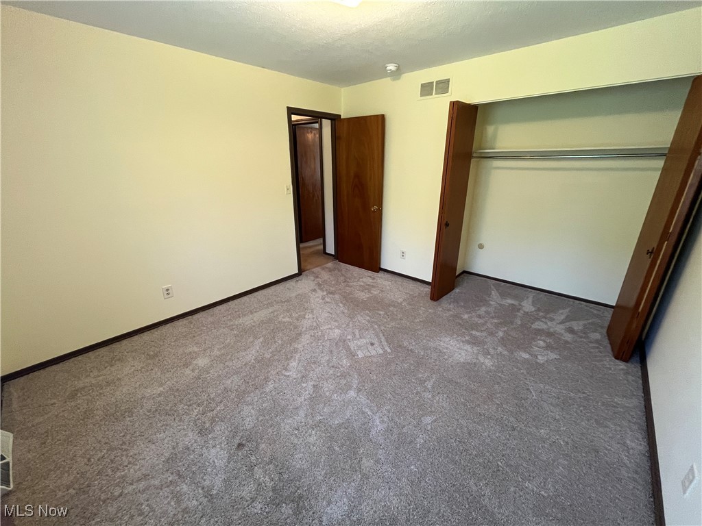 Woodview Manor - Residential Income