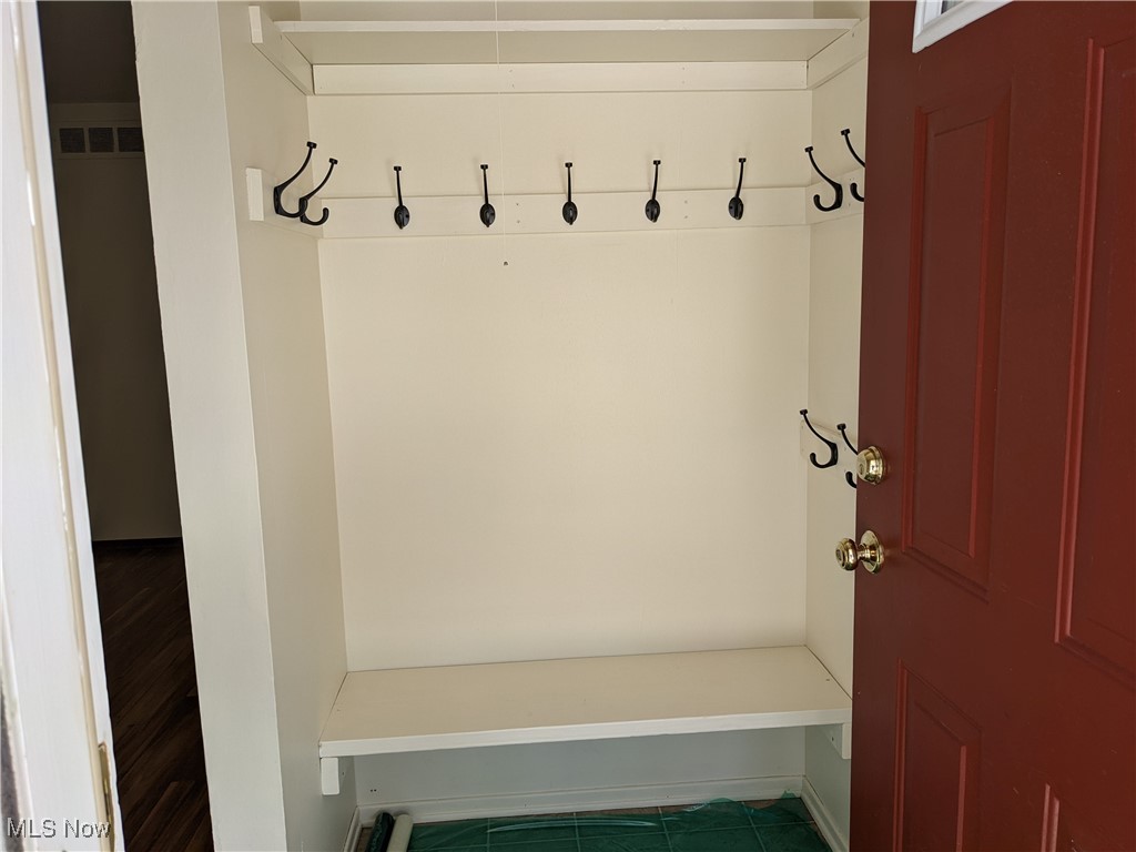 Woodview Manor - Residential Income