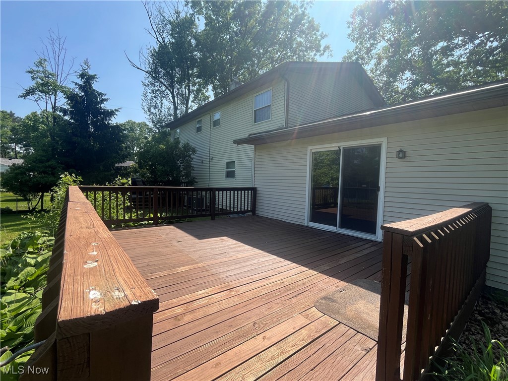 Woodview Manor - Residential Income