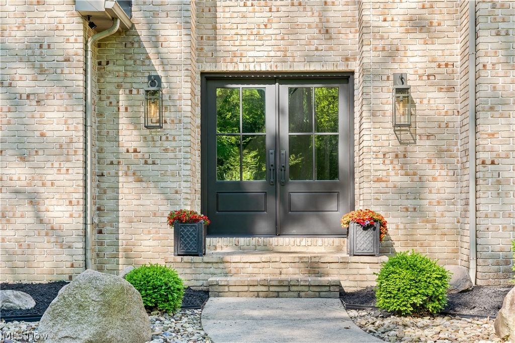 Photo of 5130 Hecker Drive, Richfield, OH 44141 (MLS # 5211760)