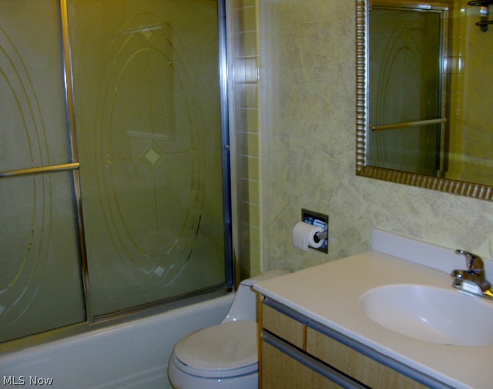 Meridian Condo - Residential Lease