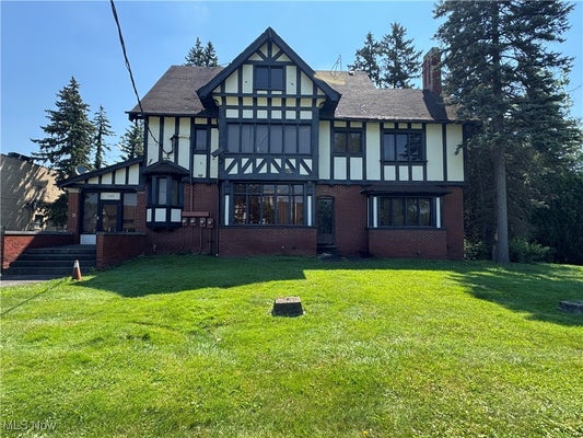 1357 5TH AVE, YOUNGSTOWN, OH 44504 - Image f6a2ccdef8ddfbbb75f7a9dc12ca128b/260080956