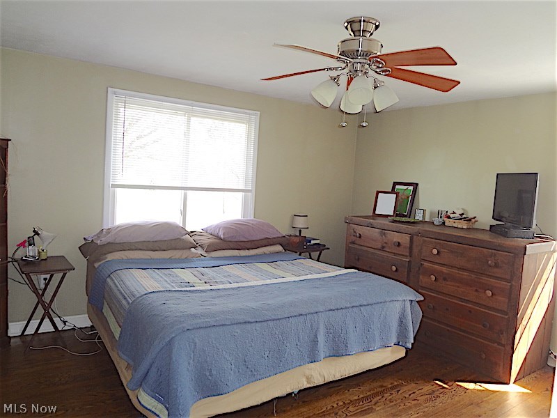 Village/N Perry - Residential