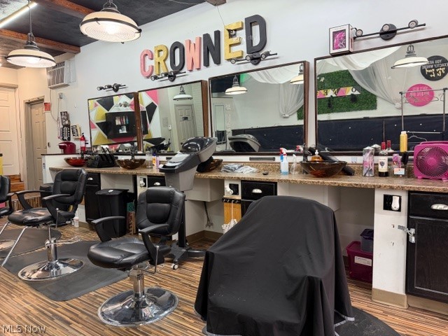 Brooklyn - Commercial Sale