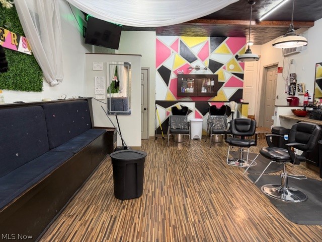 Brooklyn - Commercial Sale