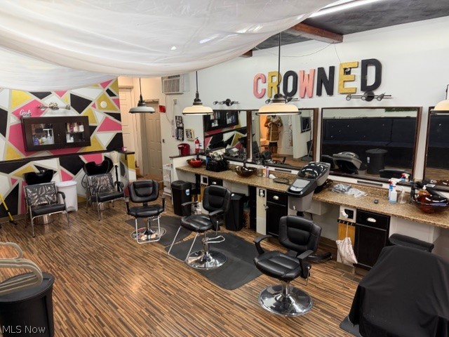 Brooklyn - Commercial Sale