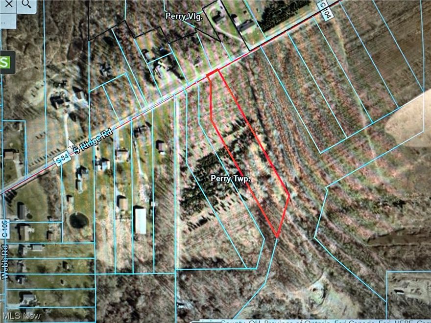 Build your dream home on this 2.47 acres homesite!  Choose your builder!  No Homeowners Association or deed restrictions!  Property Taxes have nor been assessed.
