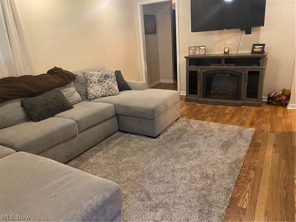 Virginia Wright Adn - Residential