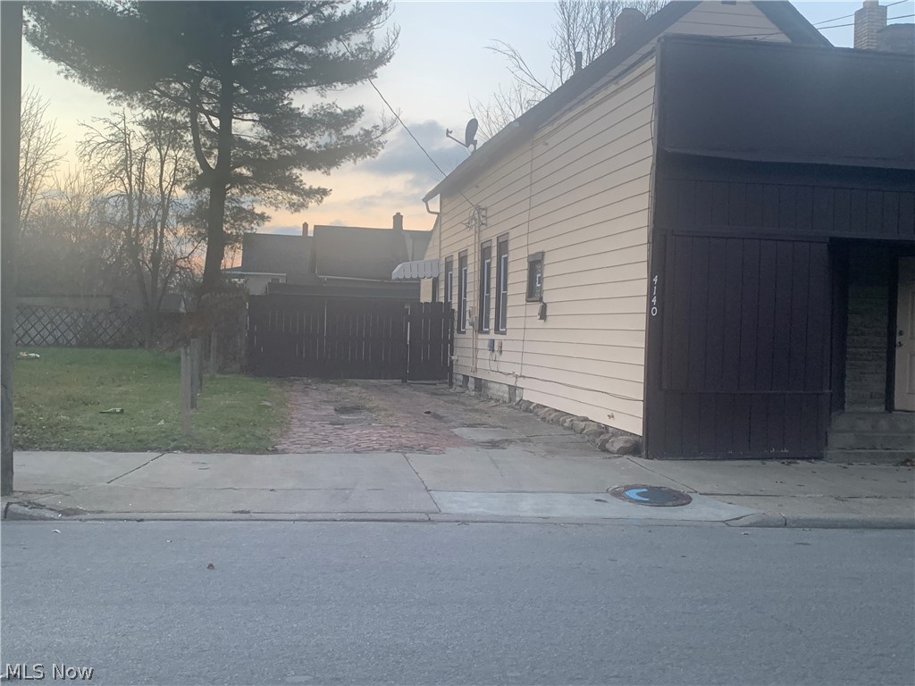 John Brooks - Residential