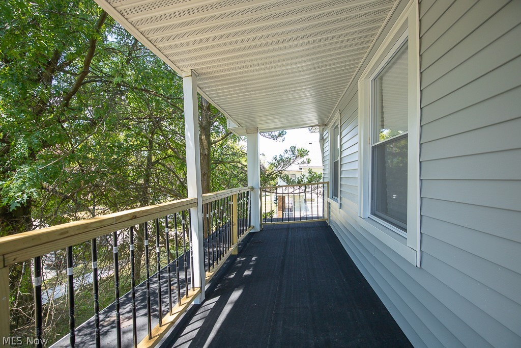 Crawford Realty Cos Resub/Van - Residential Income