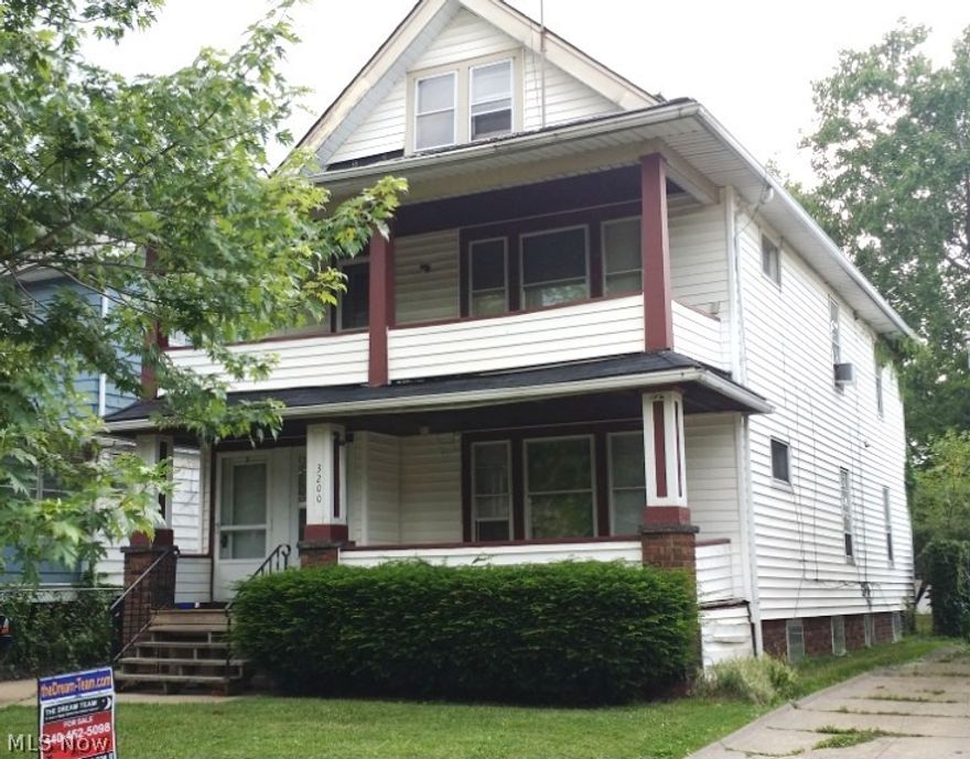 Income Producer! Long term tenants Upstairs and lower level being painted and carpet- Ready to move in or for the next Tenant. Great Investment Property on a dead end low traffic street. Call for details.