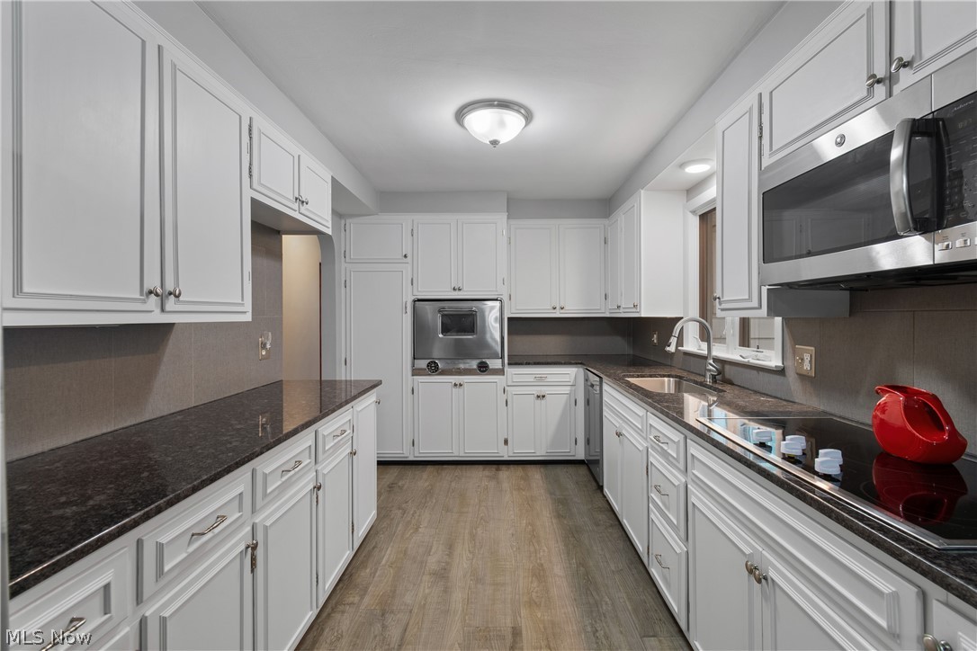 Amherst Park 02 - Residential