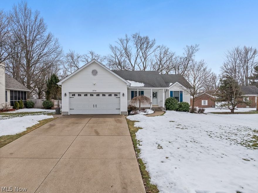 This is the one you've been waiting for!   Beautifully updated ranch with a split bedroom plan.  The updates are endless with updated paint throughout, main suite bath was remodeled in 2025 with a  nice size walk in shower and linen closet, finished basement with 1/2 bath, newer appliances & the list goes on.  The wonderful open floor plan is  perfect for entertaining.  The vaulted ceilings in the living room, kitchen and main suite make the home feel very spacious- This home offers, newer appliances, Hot water tank 2024, Water softner 2026, roof, furnace and  air are  less than 8 years old.   This home offers a wonderful 3 season sunroom that overlooks a well maintained fenced in back yard with shed.    This home is located close to shopping, highway access and the wonderful Hall of Fame!  It is so nice to be able to walk to concerts, restaurants, and football games.  

Make an appointment today for your private showing.