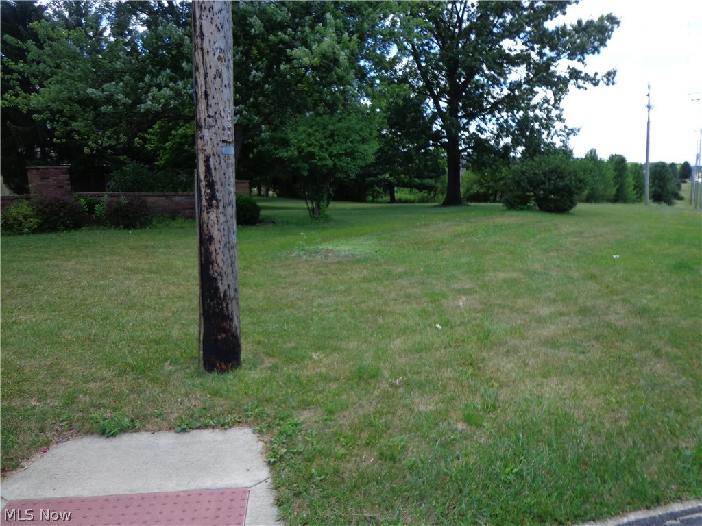Wyoga Lake Park - Land