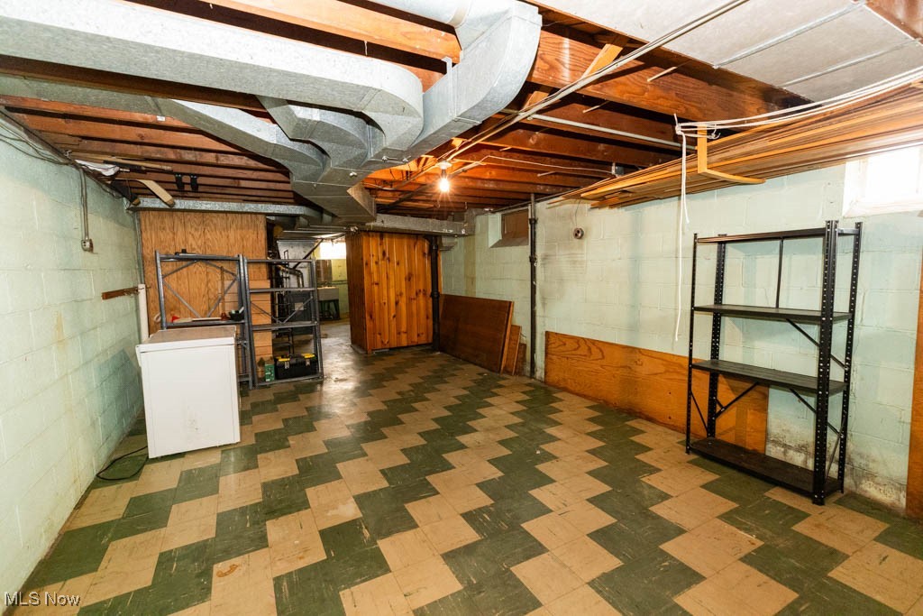 9211 Torrance Avenue, Brooklyn, Ohio image 38
