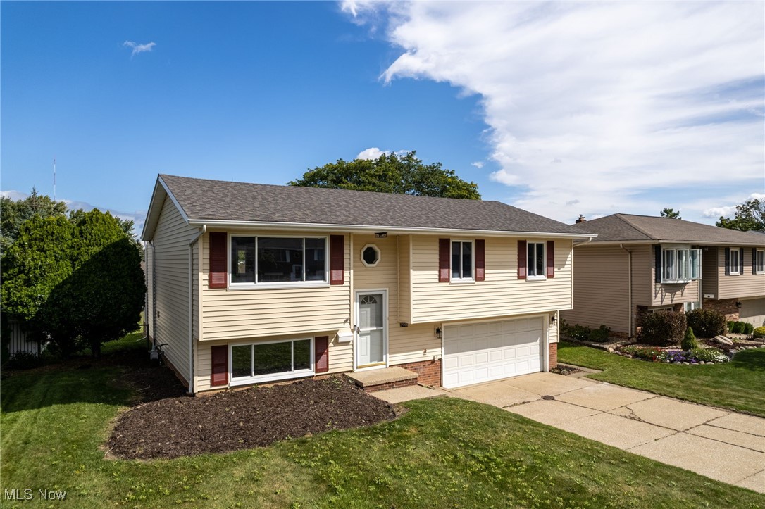 Welcome to this beautifully updated 3 bedroom, 1.5 bath bi-level home in the desirable south end of Parma! Completely renovated to create a move in ready space filled with modern touches and timeless style.
Step inside and enjoy natural light flowing through the home, highlighting the fresh neutral paint palette throughout. Brand new carpet and luxury vinyl plank flooring provide a seamless and stylish foundation for your personal decor.
Brand new kitchen, featuring all new appliances, updated bathrooms, new lighting fixtures throughout, new hot water tank and brand new sub panel giving you peace of mind for years to come.
With its bright, open layout, modern updates, and convenient location, this home is truly a must see!