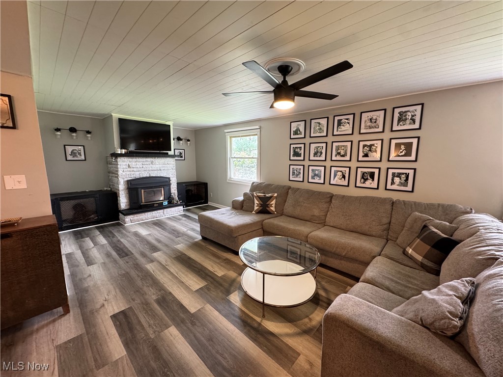 10962 Olmar Drive, Chardon, Ohio image 29