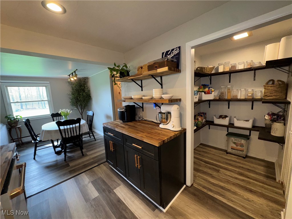 10962 Olmar Drive, Chardon, Ohio image 20