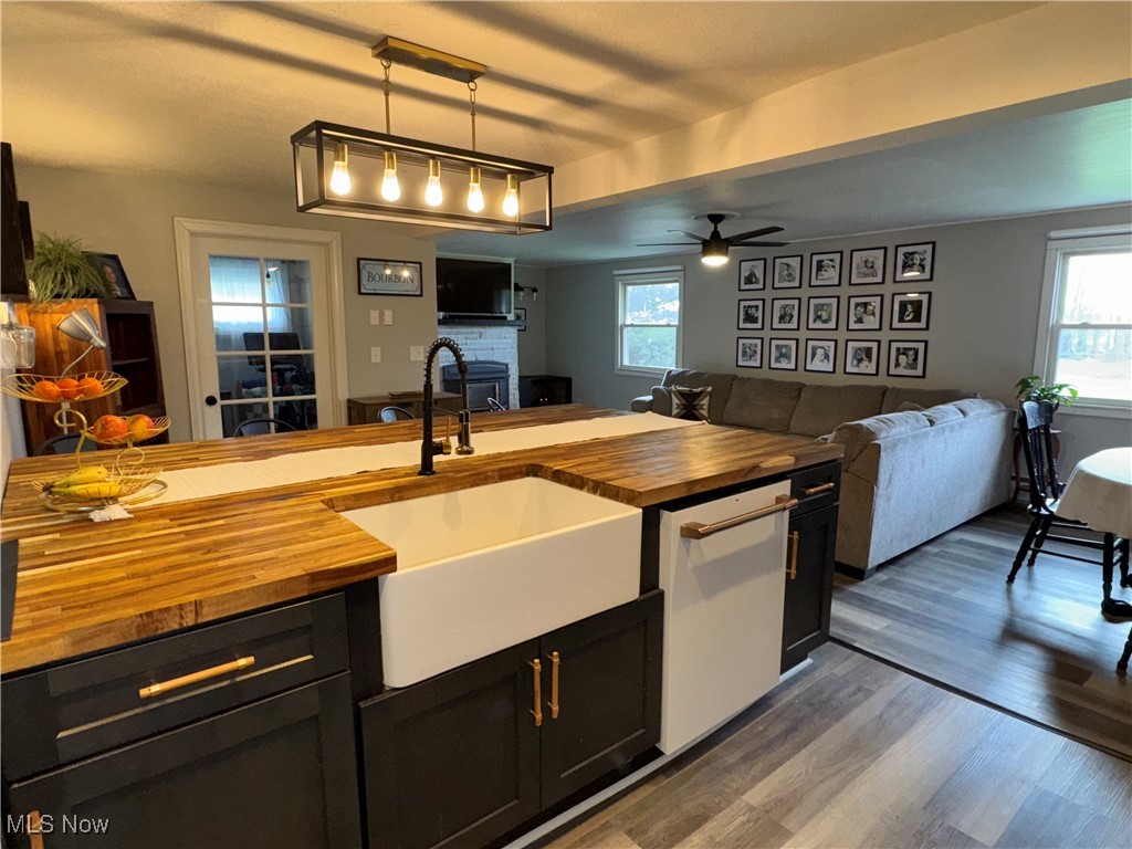 10962 Olmar Drive, Chardon, Ohio image 13