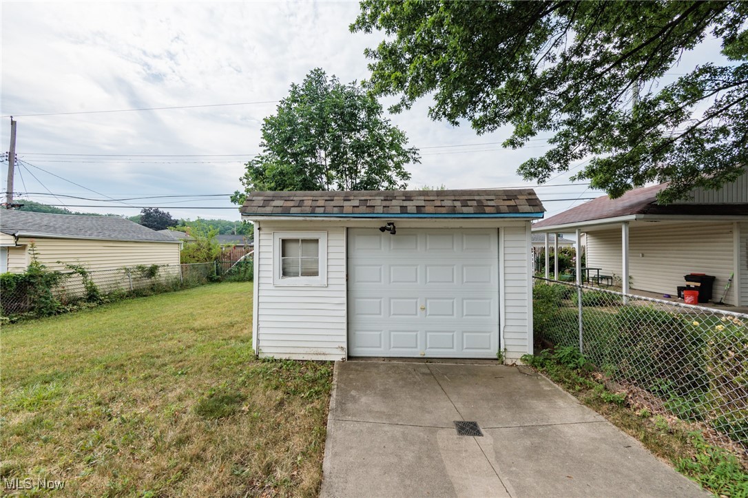 2611 Klusner Avenue