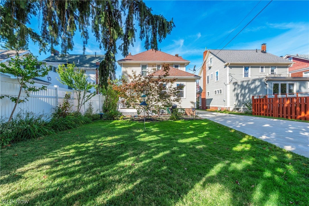 1565 Waterbury Road
