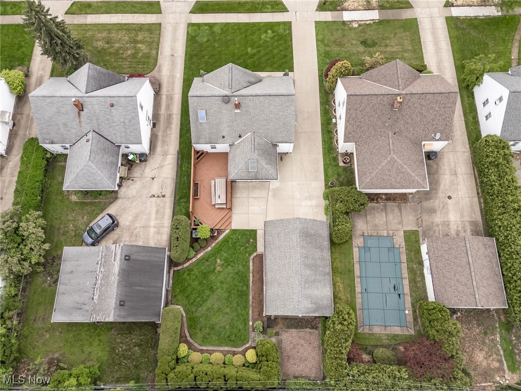 Mayfair Acres Sub - Residential