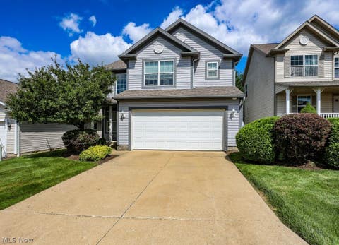 Condo For Sale - 5281 Deer Trace Drive<br/> Kent, OH 44240