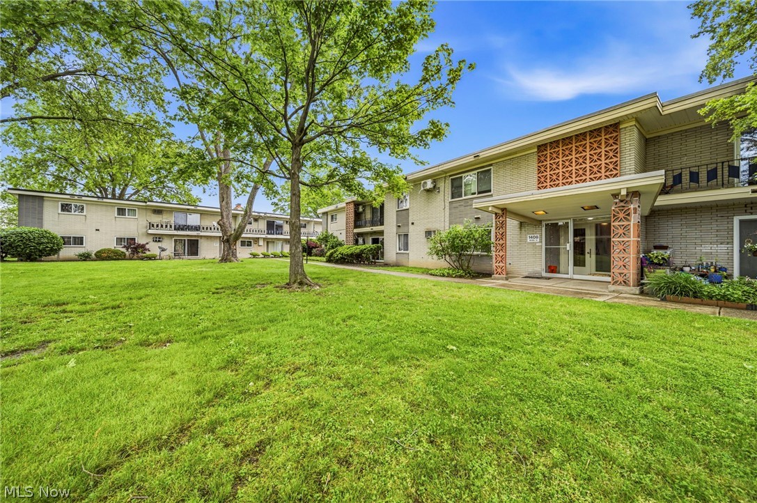 Golden Gate Villa Condo - Residential