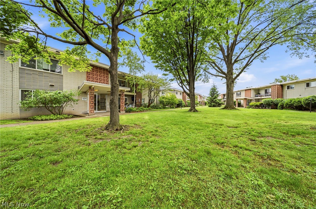 Golden Gate Villa Condo - Residential