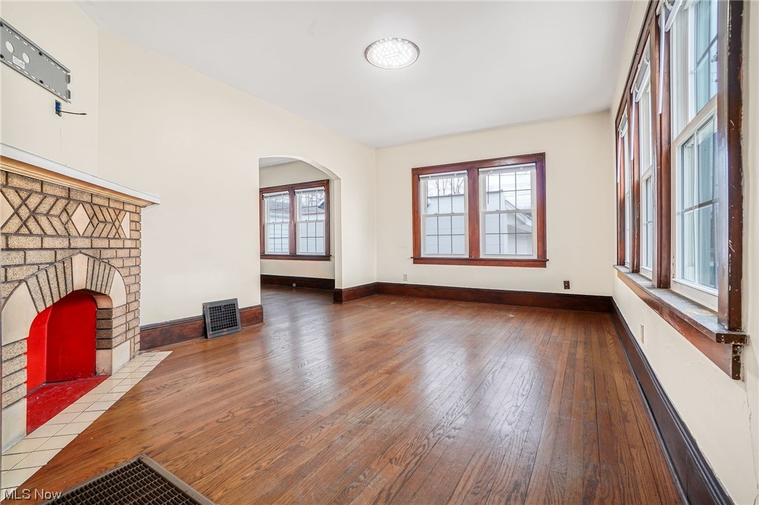 Shorewood - Residential Income