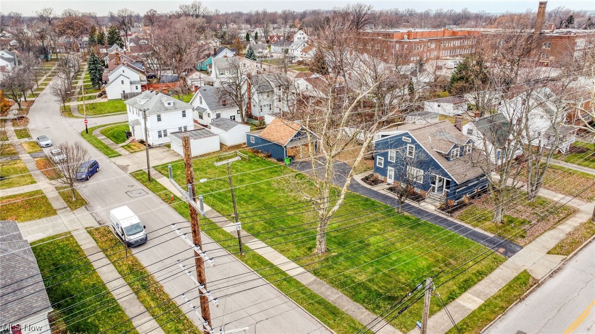 Shorewood - Residential Income