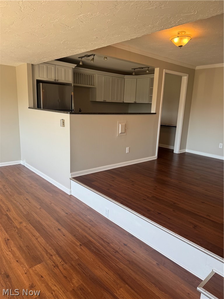 Carlyle Condo - Residential Lease