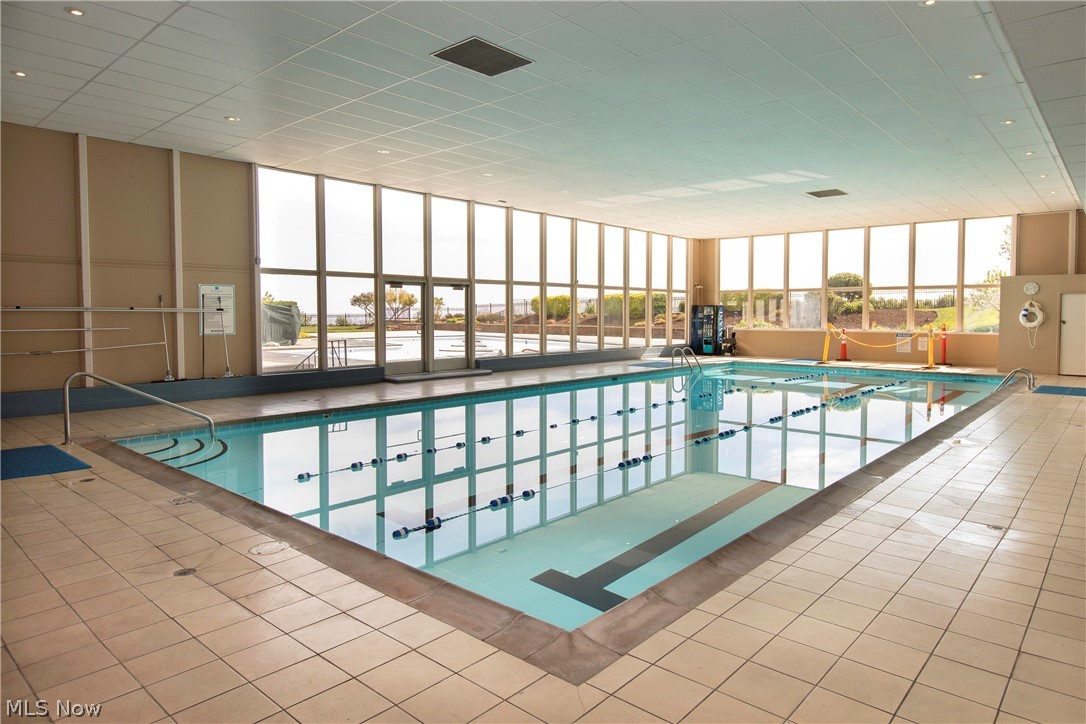 Carlyle Condo - Residential Lease