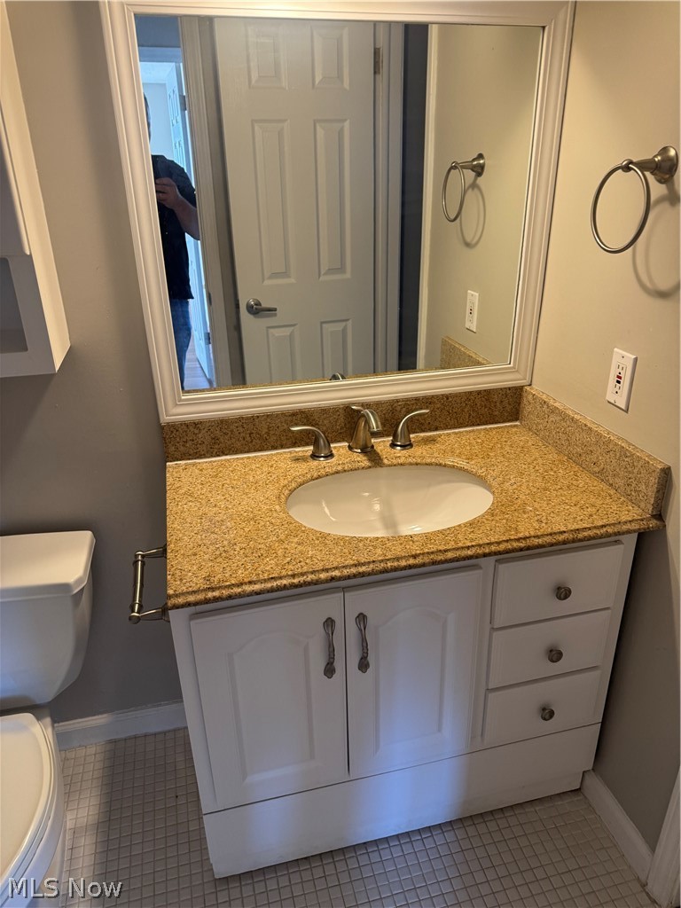 Carlyle Condo - Residential Lease