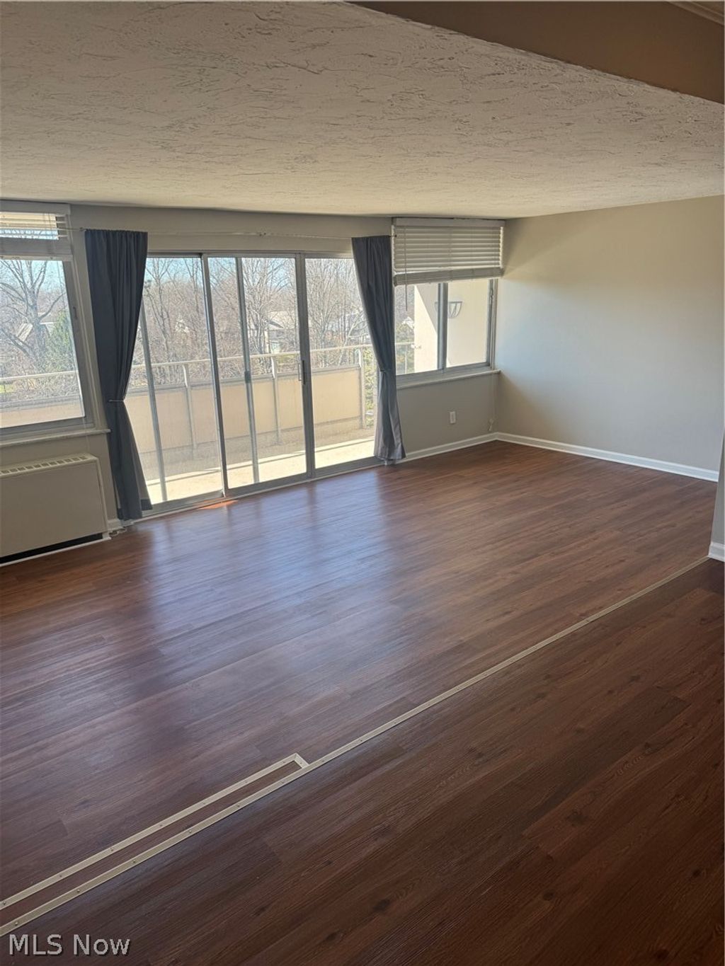 Photo of 12900 Lake Avenue #610, Lakewood, OH 44107 (MLS # 5188671)