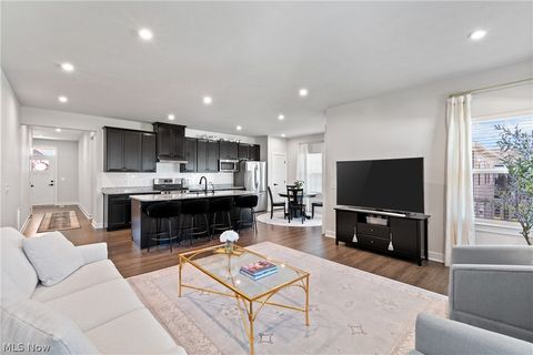 Tiny photo for 6877 Harrington Court, Canton, OH 44721 (MLS # 5209557)