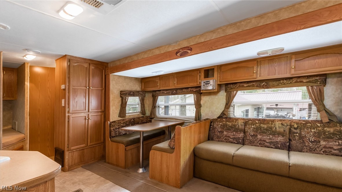 Lake Seneca Residence - Residential