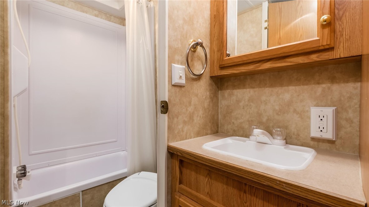 Lake Seneca Residence - Residential