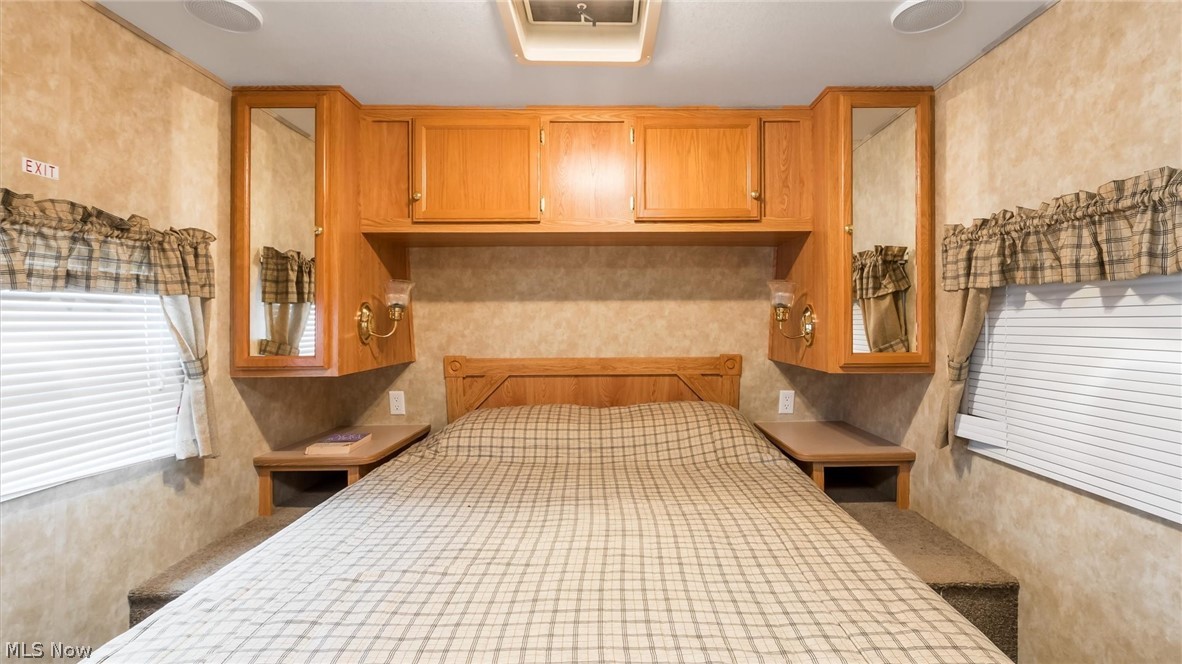 Lake Seneca Residence - Residential