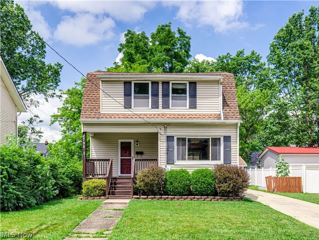 Photo of 2752 6th Street, Cuyahoga Falls, OH 44221 (MLS # 5225481)