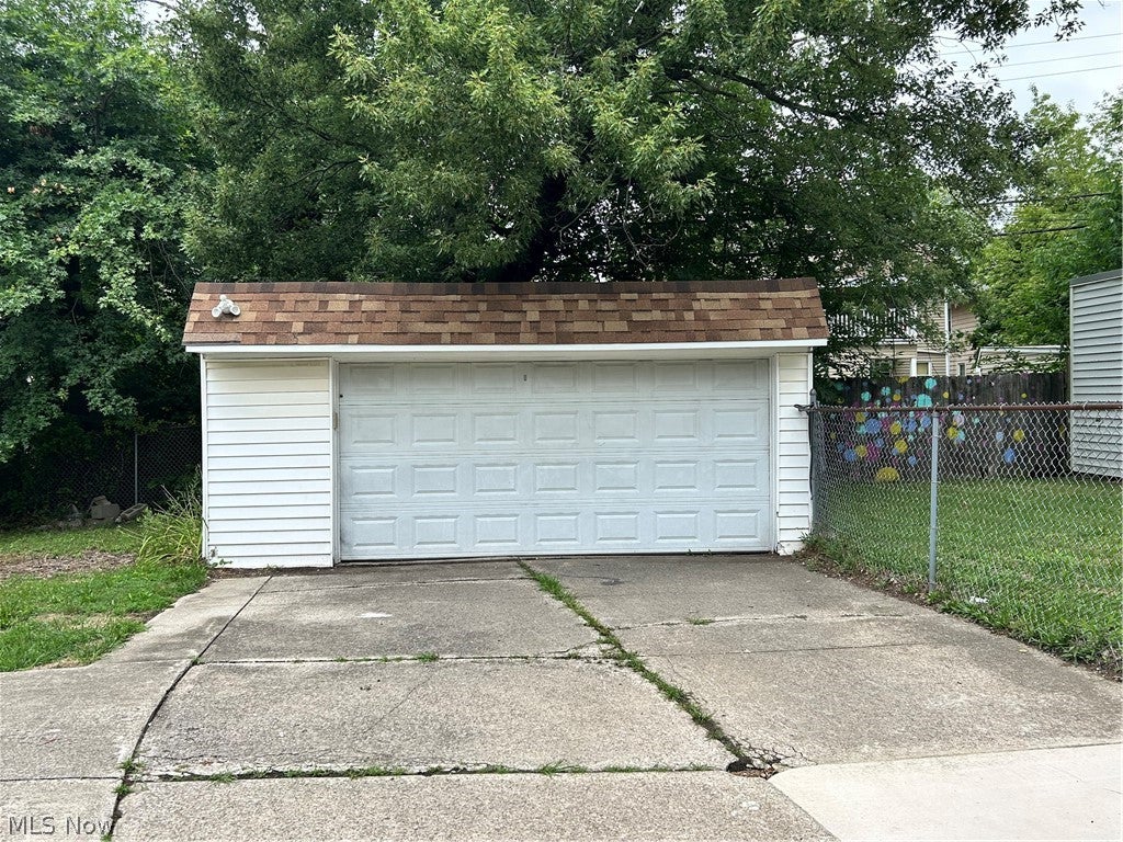 13099 Cedar Road
