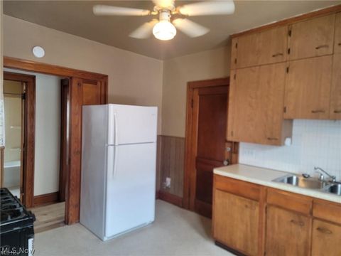 Tiny photo for 3911 Biddulph Avenue, Cleveland, OH 44109 (MLS # 5188159)