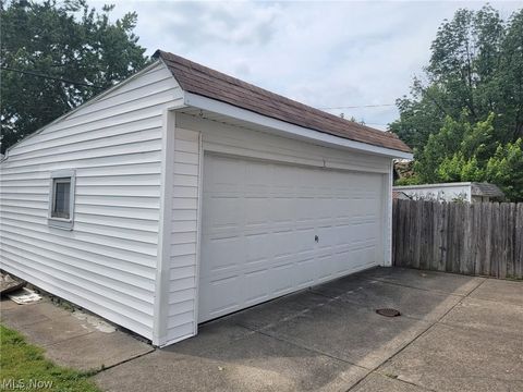 Tiny photo for 3911 Biddulph Avenue, Cleveland, OH 44109 (MLS # 5188159)