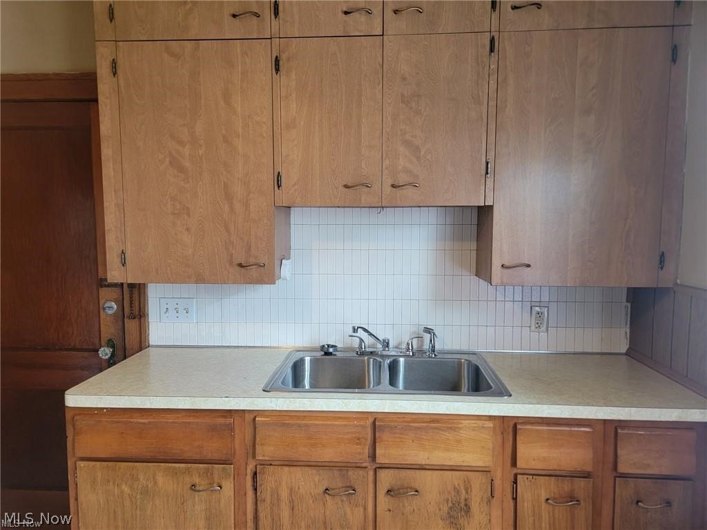 Highlawn Park - Residential Income