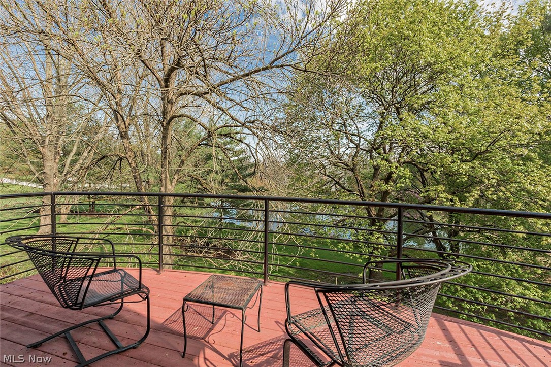 Edwin J Mapes Jr 01 - Residential Lease