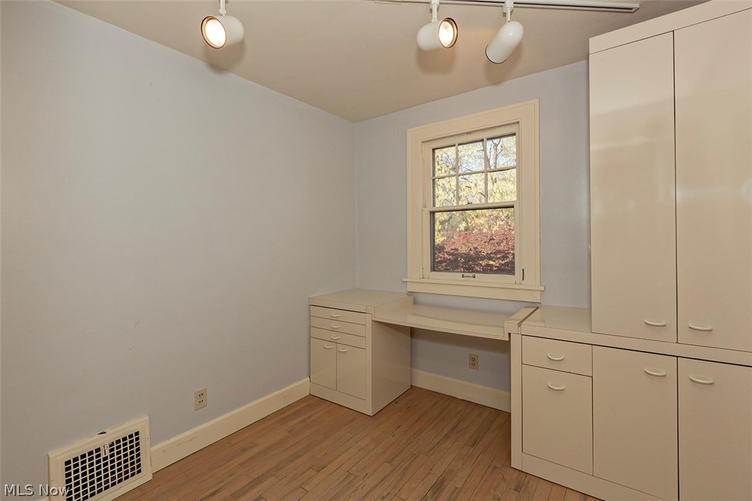 Edwin J Mapes Jr 01 - Residential Lease