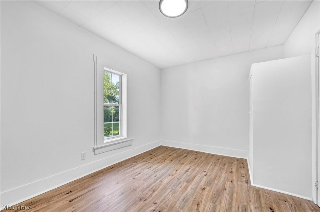 Photo of 1909 2nd Street SW, Akron, OH 44314 (MLS # 5187601)