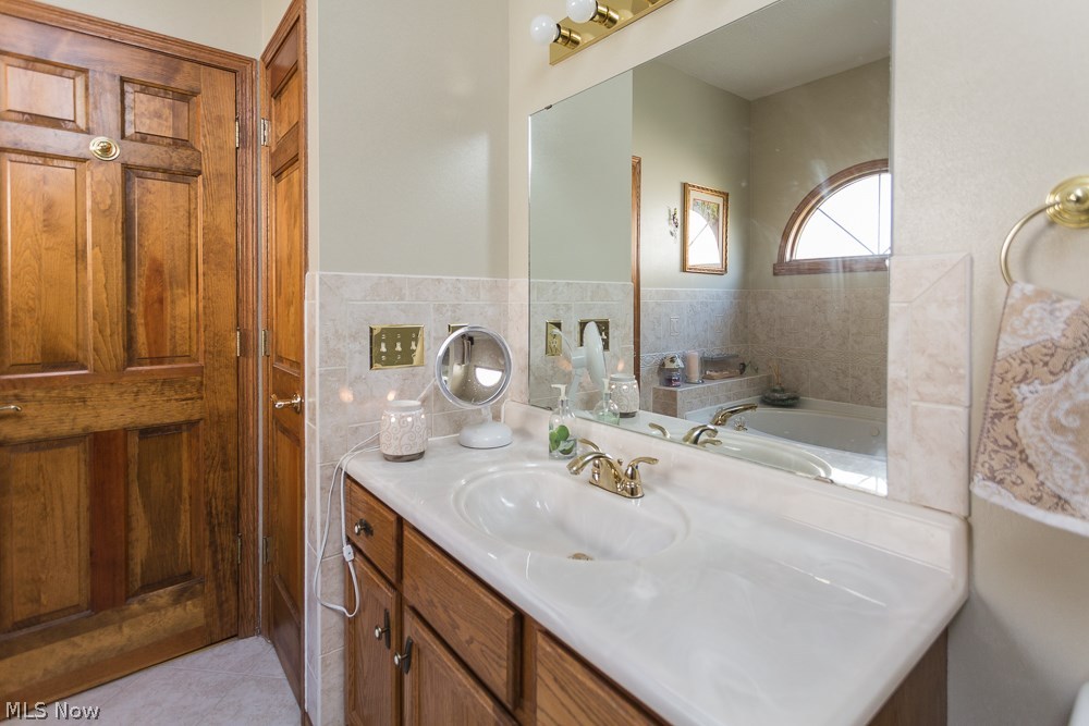 Ridgewood Condo - Residential