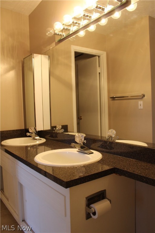 Carlyle Condo - Residential Lease